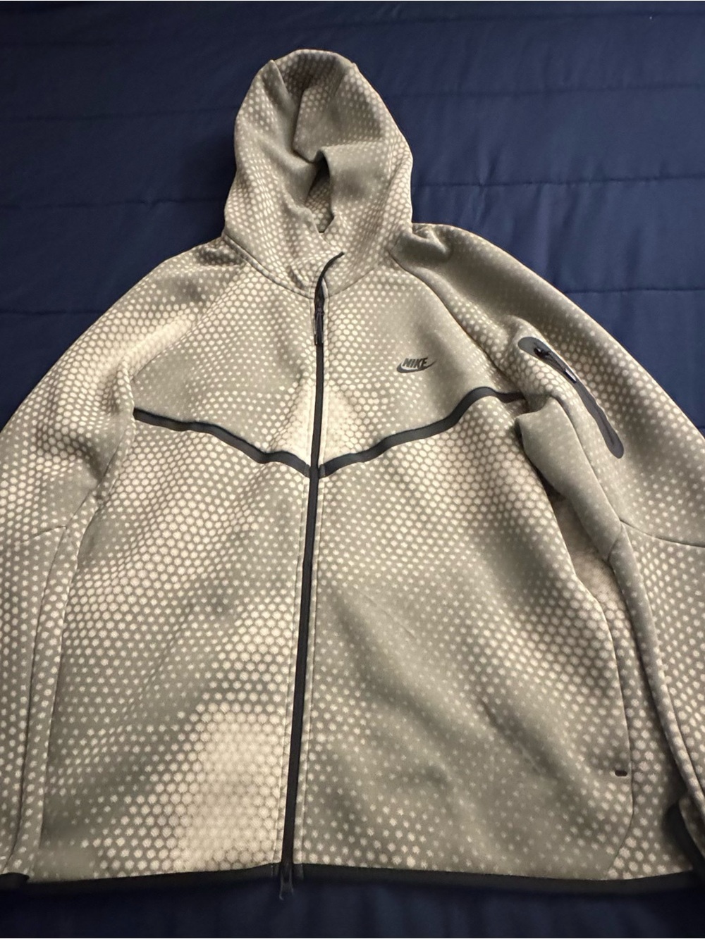 Nike Light Gray Dotted Full-Zip Performance Hoodie